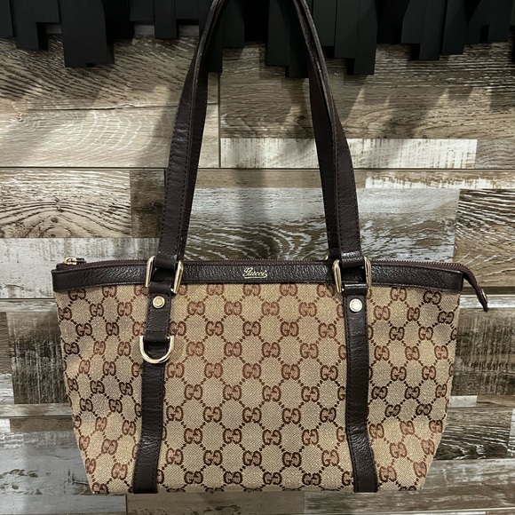 GUCCI CANVAS SHOULDER BAG - Picture 2 of 8